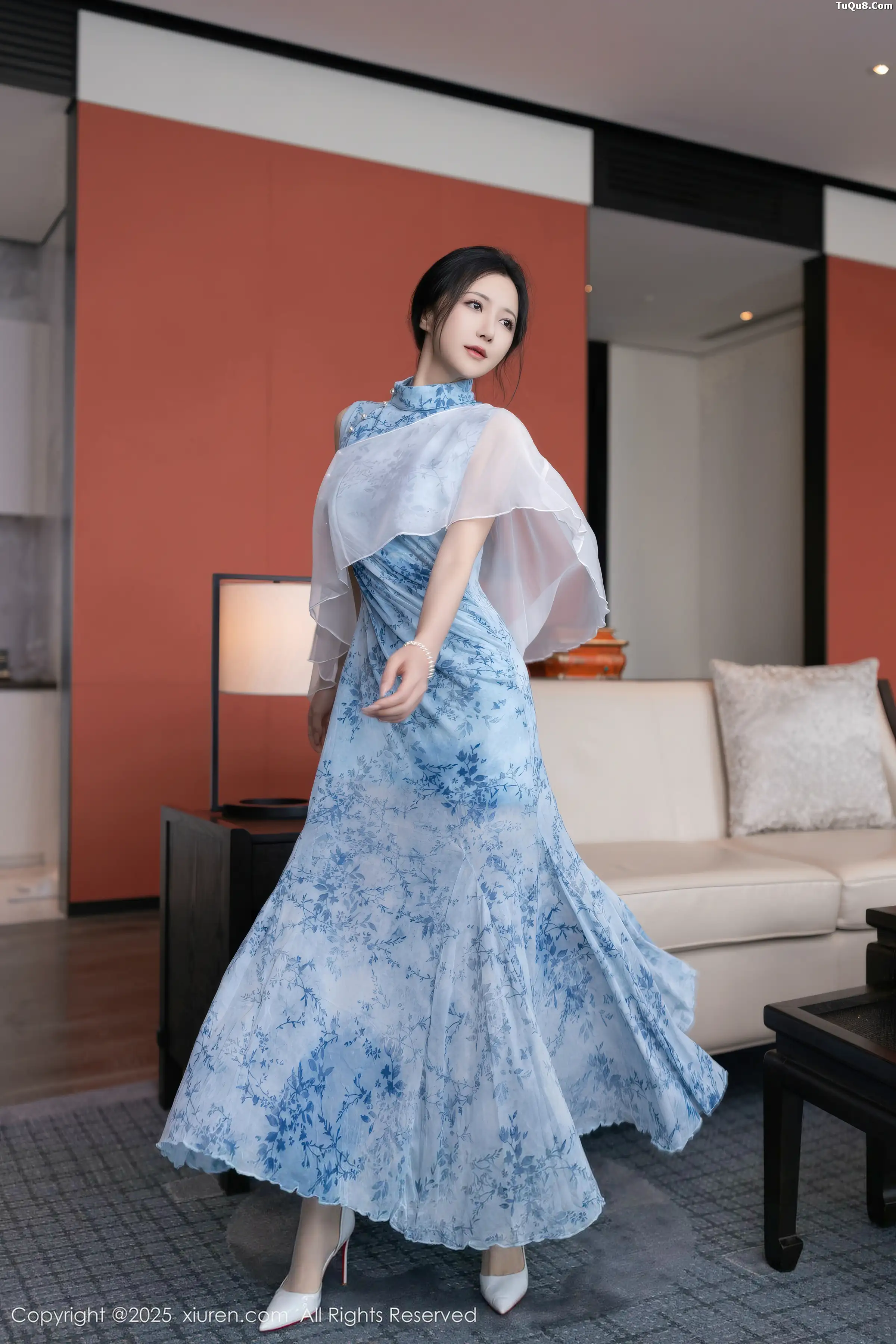 鱼子酱fish  [XiuRen]高清写真图 2025.12.19 No.11133 鱼子酱Fish 蕾丝内衣第3张图片