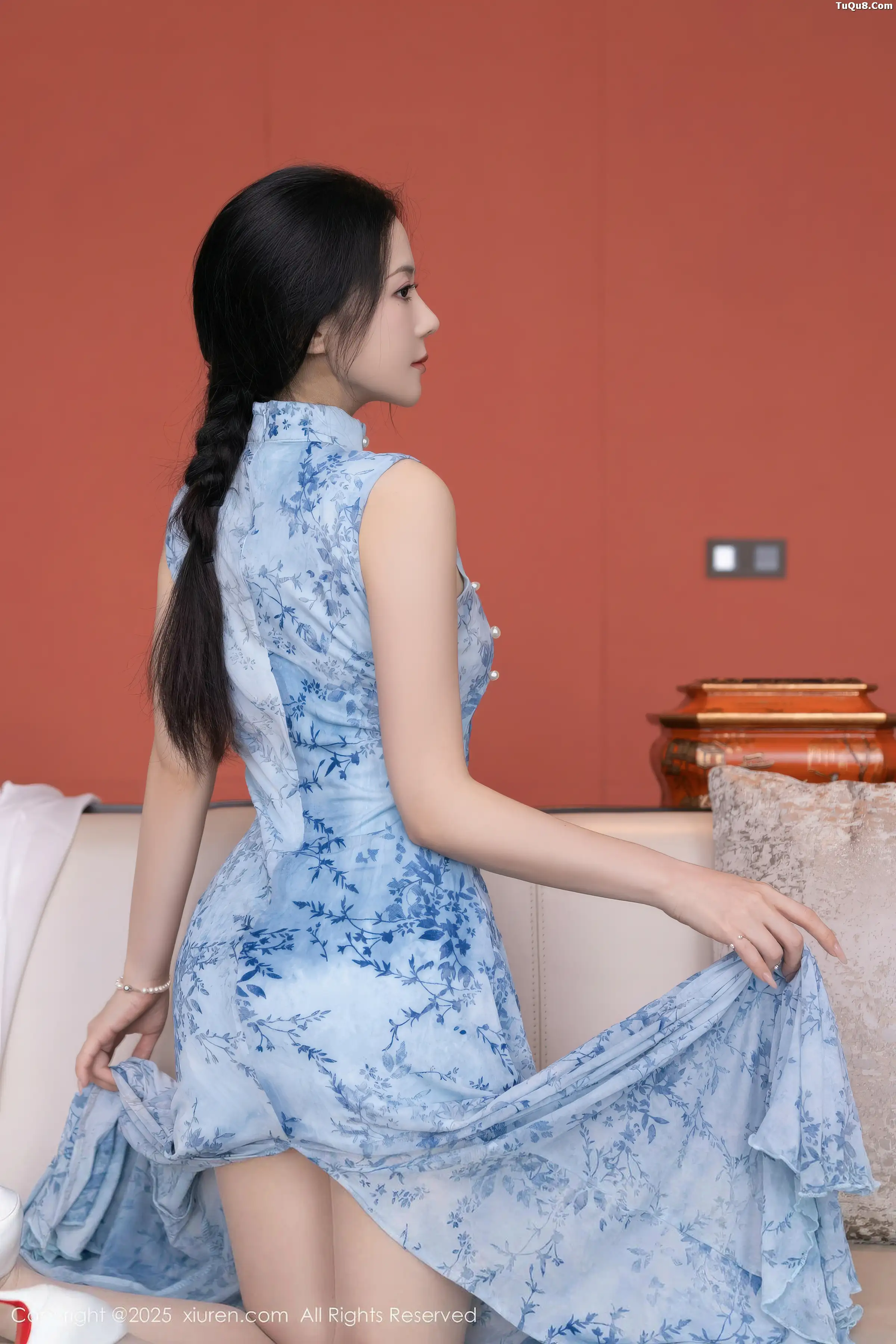 鱼子酱fish  [XiuRen]高清写真图 2025.12.19 No.11133 鱼子酱Fish 蕾丝内衣第14张图片