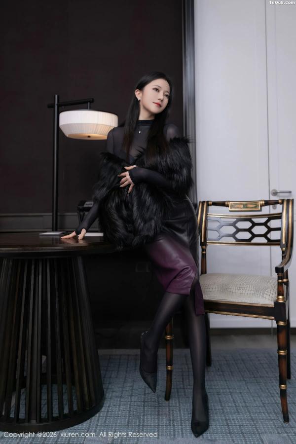 鱼子酱fish  [XiuRen]高清写真图 2026.01.16 No.11245 鱼子酱Fish 连体黑丝第3张图片