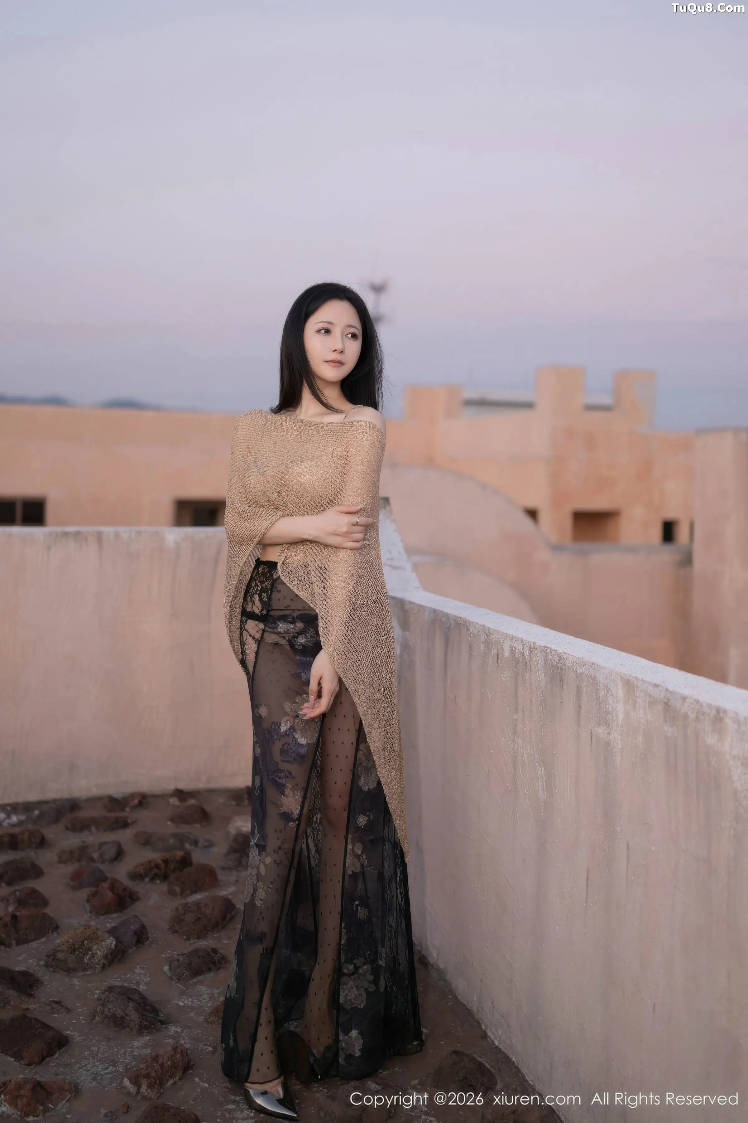 鱼子酱fish  [XiuRen]高清写真图 2026.01.09 No.11217 鱼子酱Fish 肉色内衣第1张图片