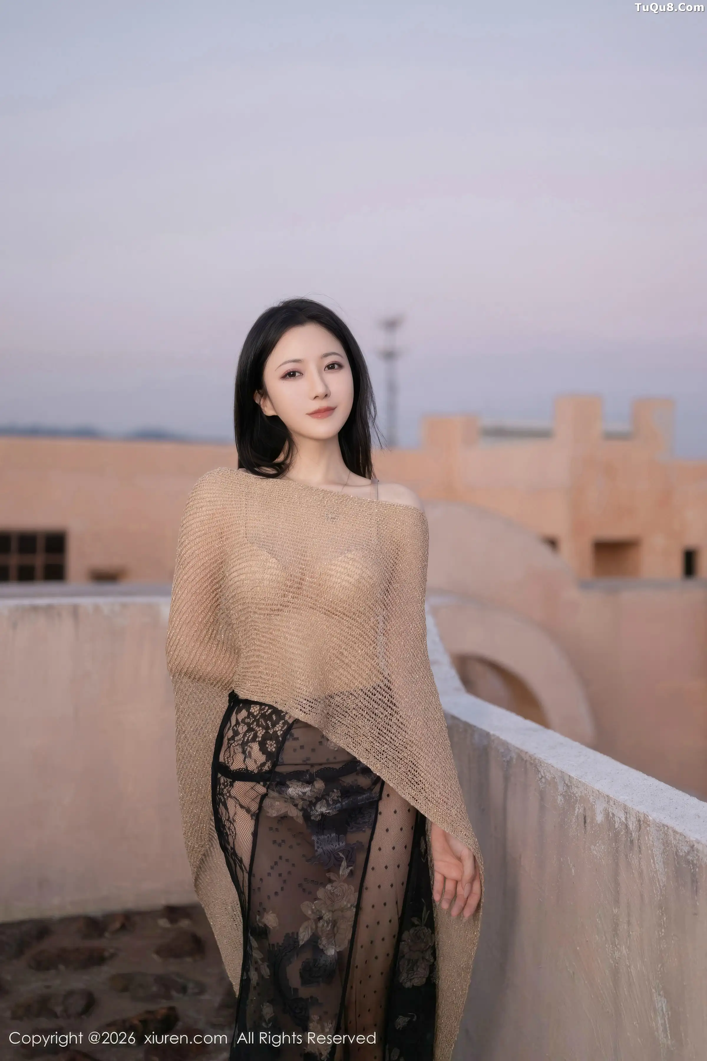 鱼子酱fish  [XiuRen]高清写真图 2026.01.09 No.11217 鱼子酱Fish 肉色内衣第2张图片