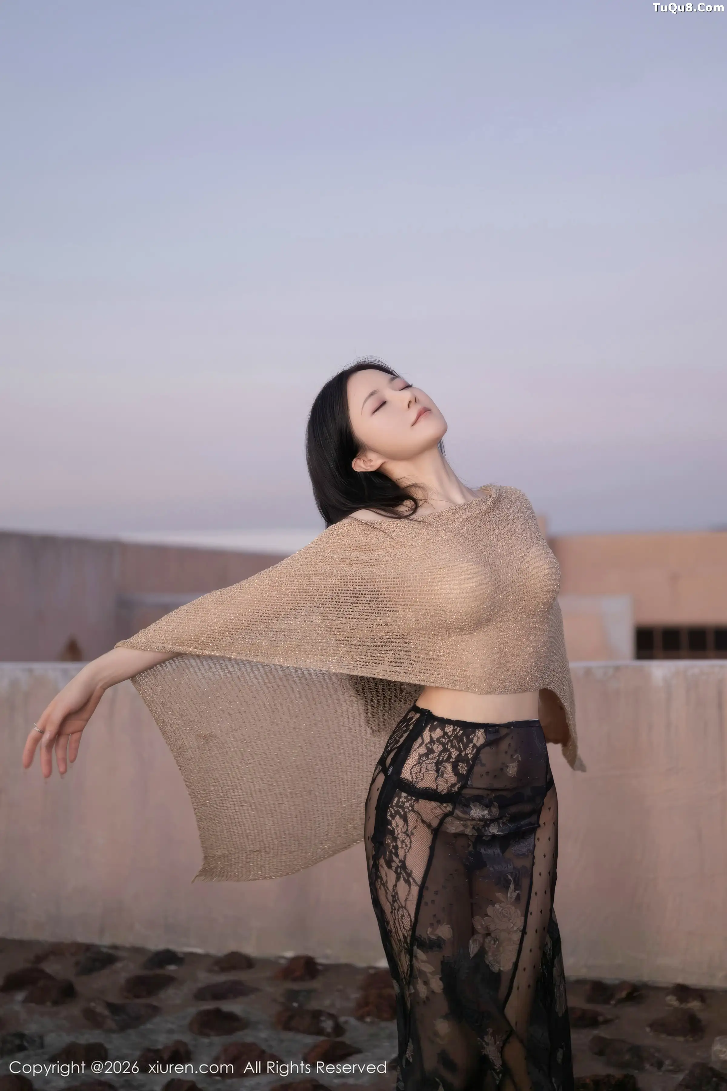 鱼子酱fish  [XiuRen]高清写真图 2026.01.09 No.11217 鱼子酱Fish 肉色内衣第4张图片