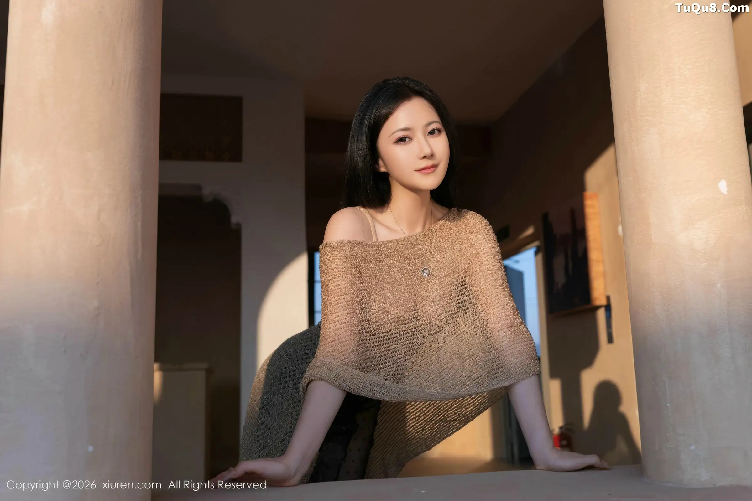 鱼子酱fish  [XiuRen]高清写真图 2026.01.09 No.11217 鱼子酱Fish 肉色内衣第10张图片