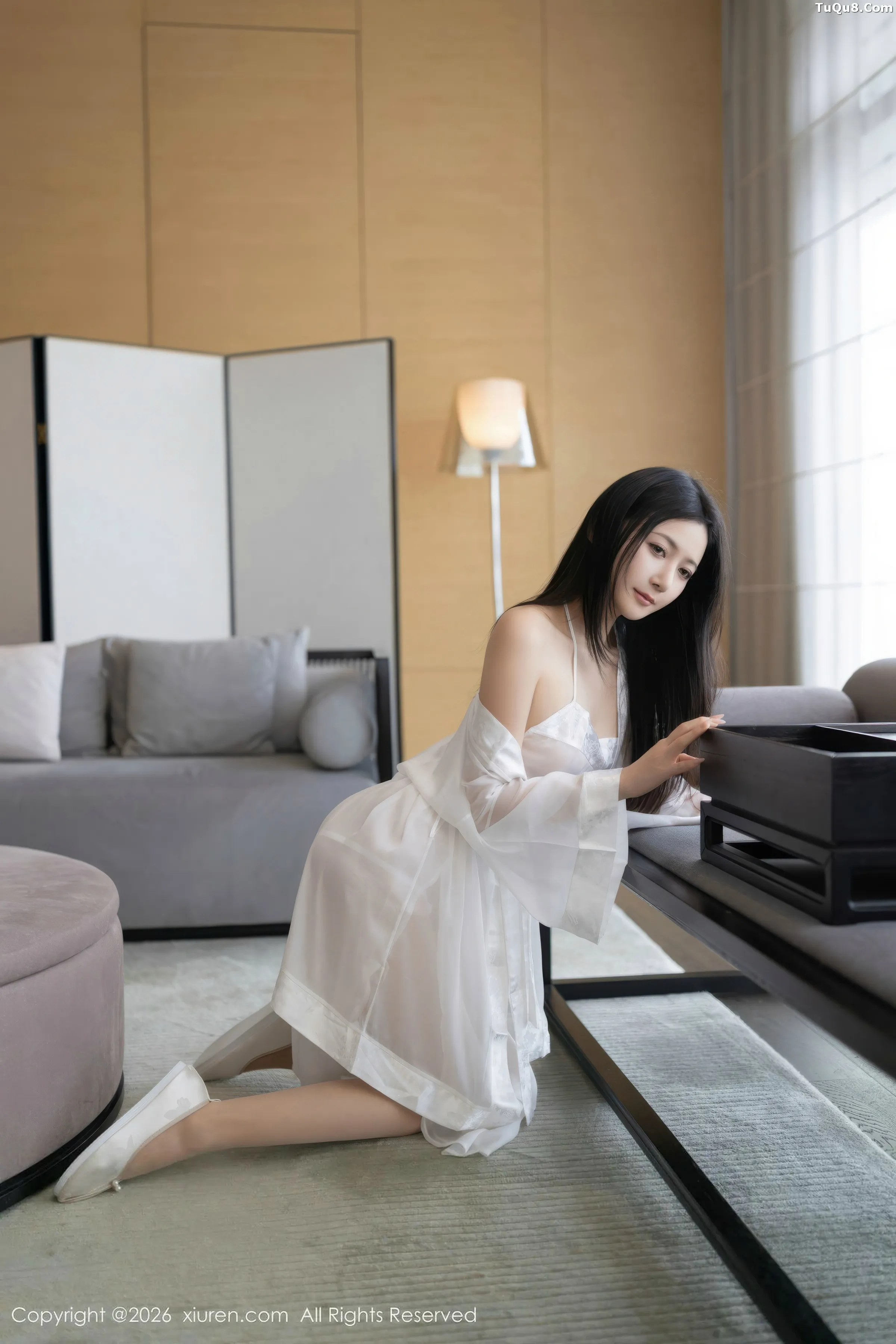 鱼子酱fish  [XiuRen]高清写真图 2026.01.23 No.11275 鱼子酱Fish 浴室场景第10张图片