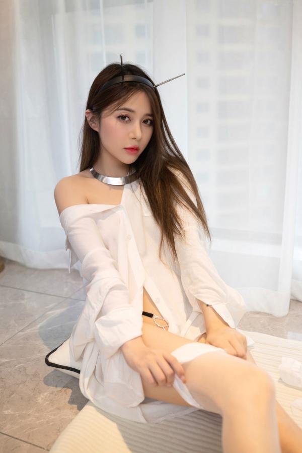 鱼子酱fish   XR-Uncensored-鱼子酱Fish-《机器人女友》-XiuRen秀人网-3798-内购私拍第38张图片