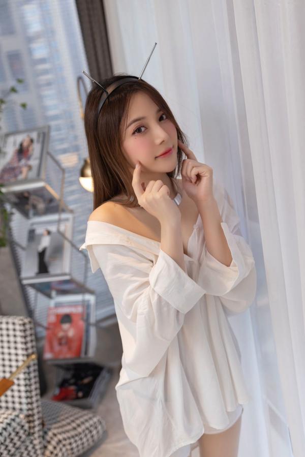 鱼子酱fish   XR-Uncensored-鱼子酱Fish-《机器人女友》-XiuRen秀人网-3798-内购私拍第54张图片