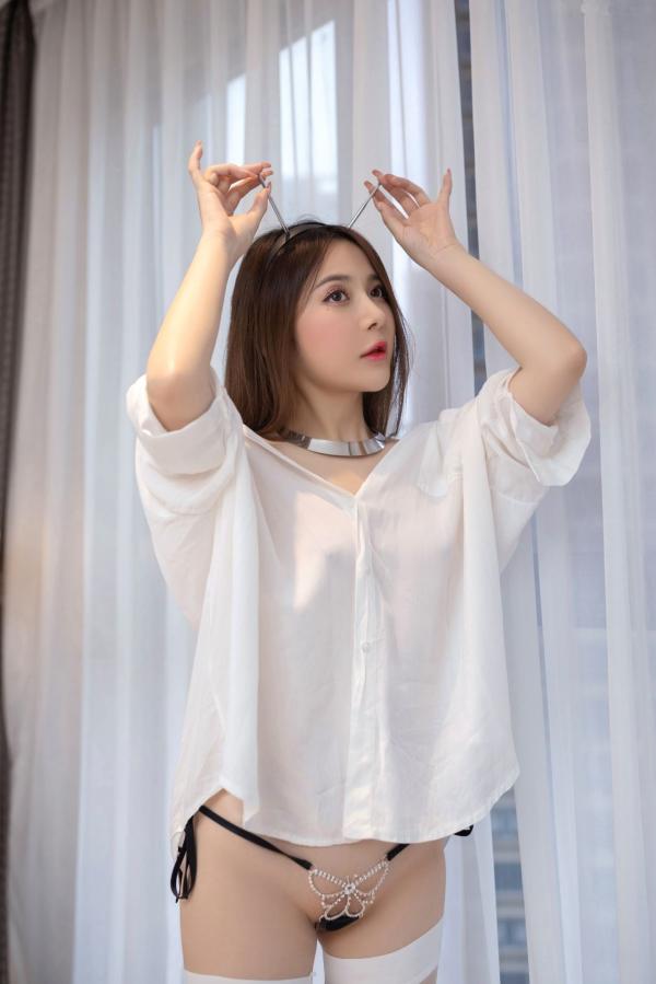 鱼子酱fish   XR-Uncensored-鱼子酱Fish-《机器人女友》-XiuRen秀人网-3798-内购私拍第55张图片