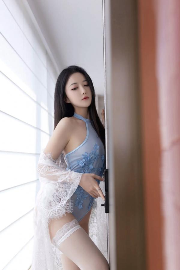 鱼子酱fish   鱼子酱Fish 蓝色的梦，透明蕾丝边的极致诱惑，室内私房写真[120P]第12张图片
