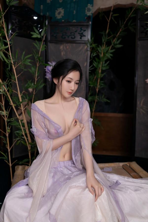 鱼子酱fish   鱼子酱Fish 蝴蝶：轻纱古风私房写真，竹影下的清冷气质与大尺度诱惑第115张图片