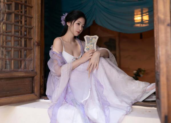 鱼子酱fish   鱼子酱Fish 蝴蝶：轻纱古风私房写真，竹影下的清冷气质与大尺度诱惑第118张图片