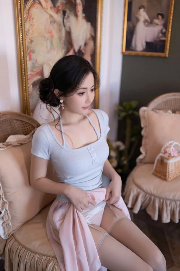 鱼子酱fish   [XR] 鱼子酱Fish 森系私房照，绝美气质与复古风情，精致容颜与曼妙身材的极致演绎 [120P]第10张图片