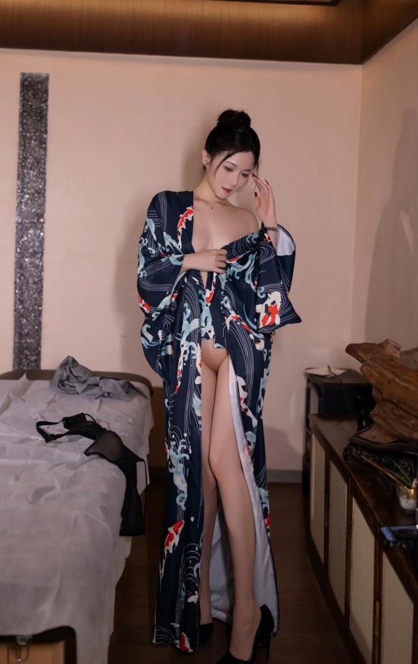 鱼子酱fish   [XR] 鱼子酱Fish 按摩大尺度私房照，黑色内衣诱惑，展现极品身材与曼妙曲线[120P]第77张图片