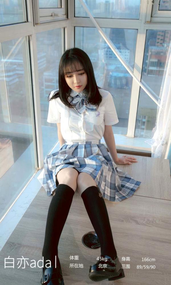 白亦Ada   UGirlsApp尤果圈爱尤物-2929-白亦ADA-《香色格子裙》JK制服清新校园风拍摄第3张图片