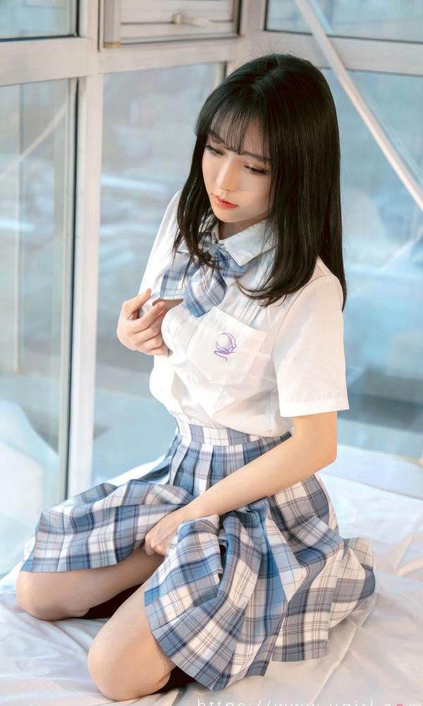 白亦Ada   UGirlsApp尤果圈爱尤物-2929-白亦ADA-《香色格子裙》JK制服清新校园风拍摄第18张图片
