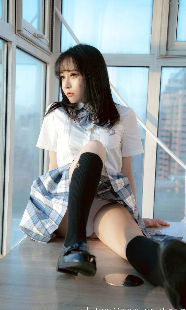 白亦Ada   UGirlsApp尤果圈爱尤物-2929-白亦ADA-《香色格子裙》JK制服清新校园风拍摄第19张图片
