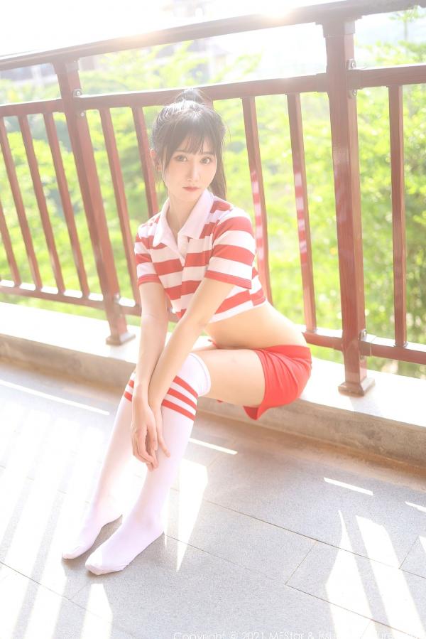 小果冻儿jelly   MFStar模范学院-489-小果冻儿Jelly-丽江旅拍户外运动装-清纯活力与大胆运动性感风女神写真第35张图片