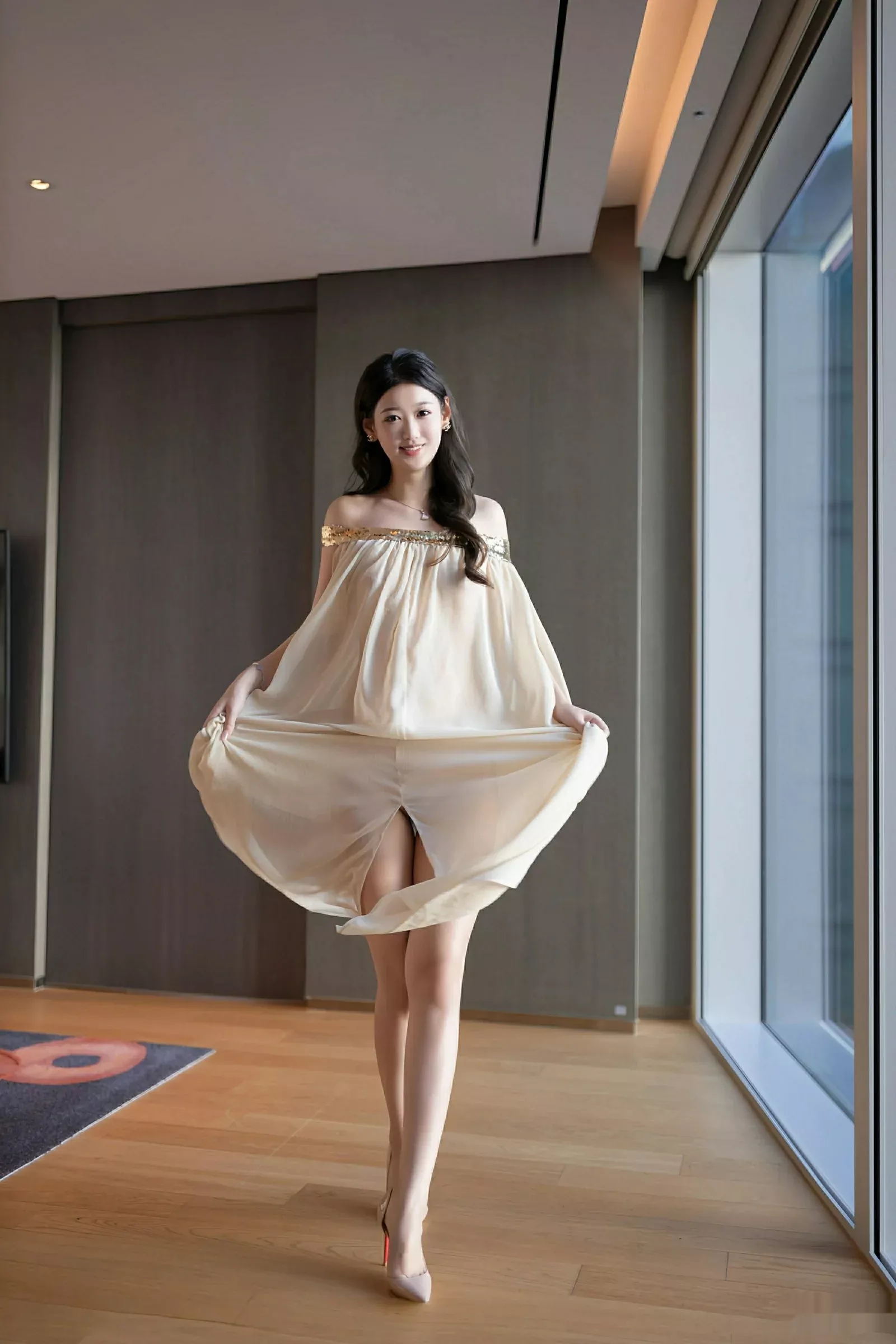 唐安琪  [XiuRen]高清写真图 2025.08.04 No.10619 唐安琪 浅色薄纱第17张图片