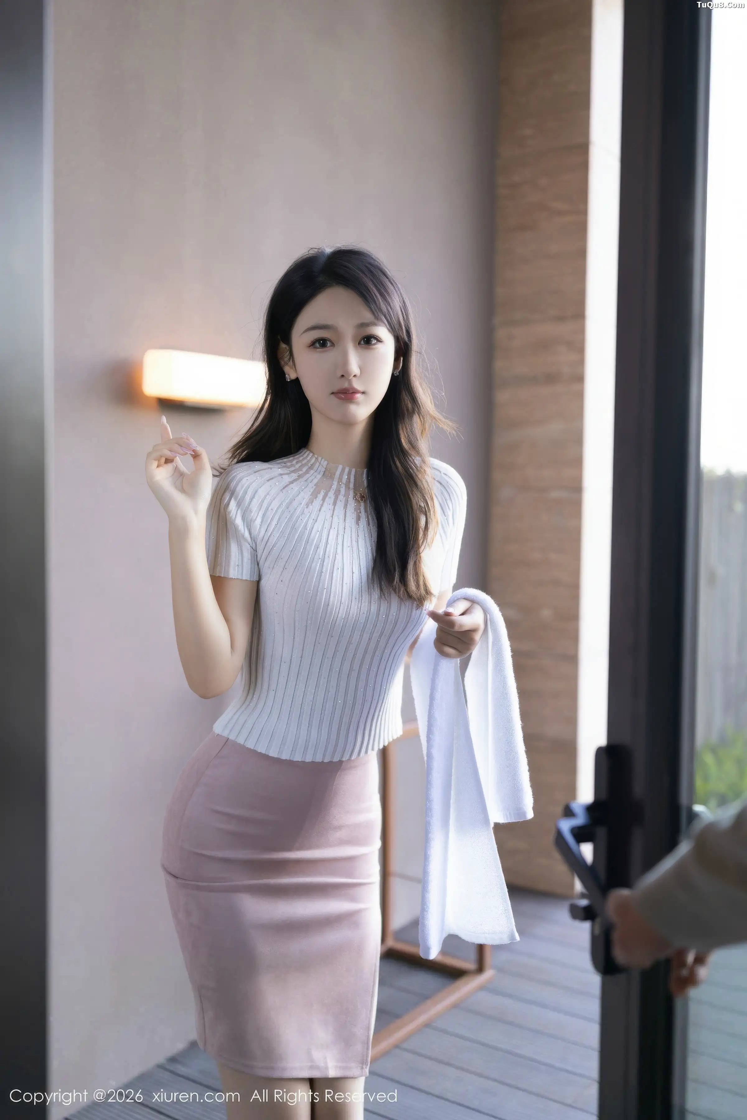 唐安琪  [XiuRen]高清写真图 2026.01.05 No.11195 唐安琪 超薄无内肉丝第8张图片