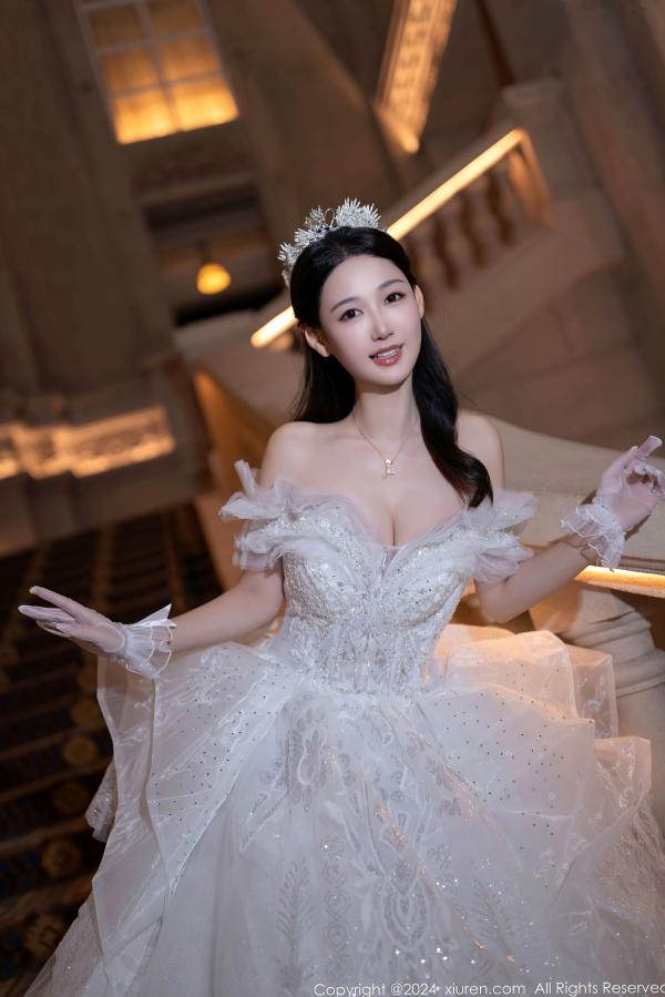 唐安琪   秀人网9283期唐安琪白色婚纱写真：唯美透视白纱私房照，展现清纯与性感的极致诱惑，室内唯美大片第4张图片