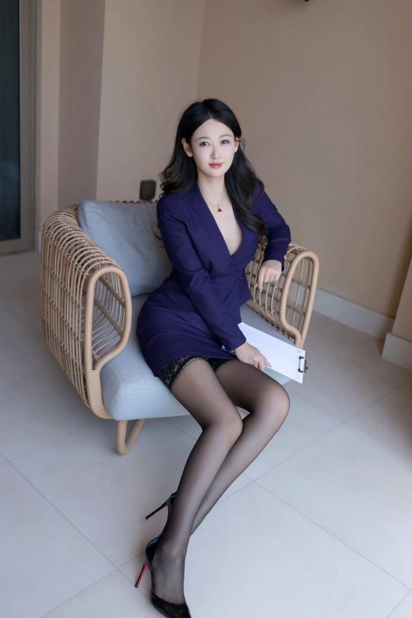 唐安琪   唐安琪 职场OL风西装制服诱惑 私房美腿黑丝性感内衣套装[87P]第6张图片