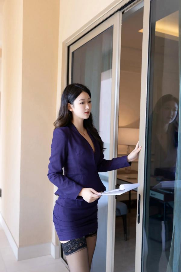 唐安琪   唐安琪 职场OL风西装制服诱惑 私房美腿黑丝性感内衣套装[87P]第9张图片