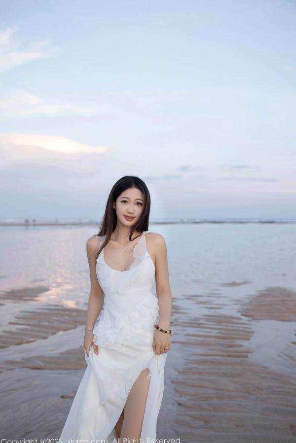 唐安琪   XiuRen秀人网6976唐安琪：白色吊带睡裙私房写真，居家唯美性感丝滑，冷艳魅力诱惑尽显（2023.06.26）第8张图片