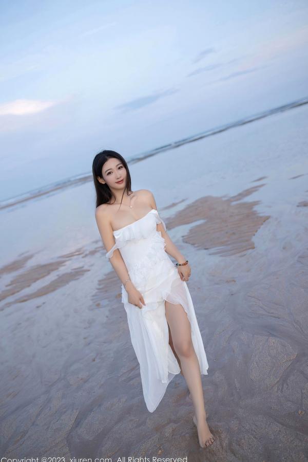 唐安琪   XiuRen秀人网6976唐安琪：白色吊带睡裙私房写真，居家唯美性感丝滑，冷艳魅力诱惑尽显（2023.06.26）第11张图片