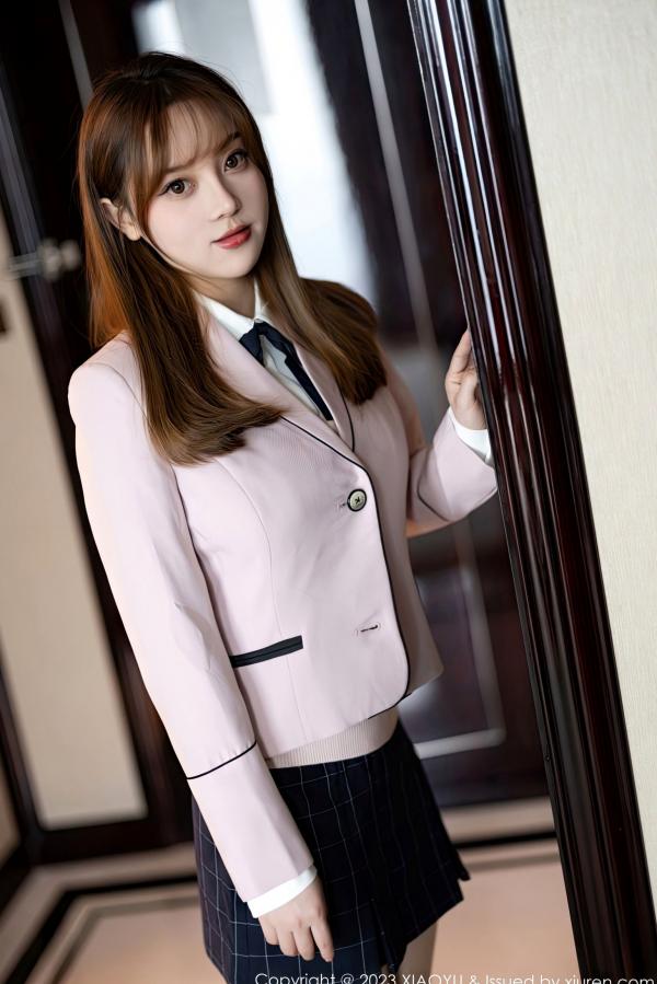 豆瓣酱   XiaoYu语画界 943 豆瓣酱：职业装制服诱惑，超薄肉丝白衬衫大尺度写真第1张图片