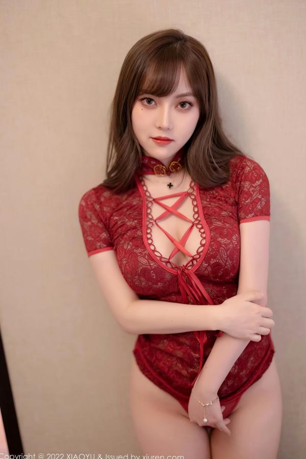 豆瓣酱   XiaoYu语画界-727-豆瓣酱-暗红蕾丝连体衣-黑丝美腿-性感私房诱惑-唯美写真-2022.03.02第26张图片