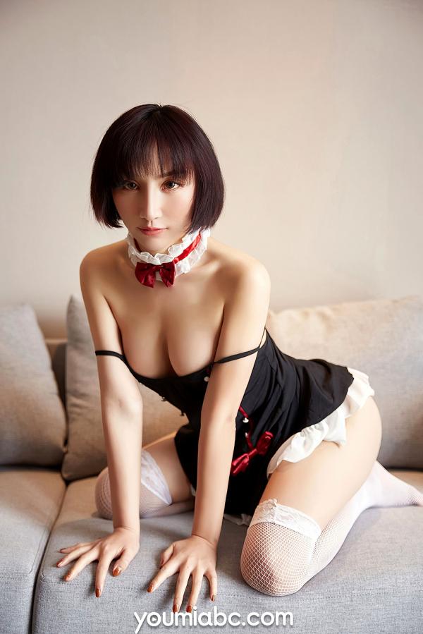 林茵茵   YouMi尤蜜林茵茵《多汁女仆》性感制服诱惑，短发与美腿的极致魅惑，极品角色扮演私房照第27张图片