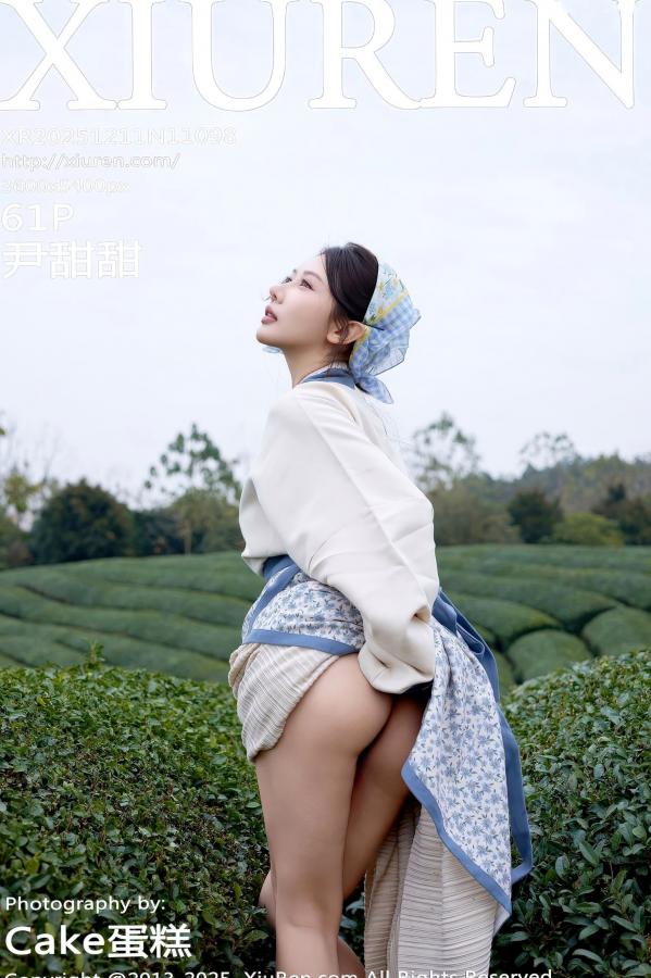 尹甜甜  秀人网XiuRen 尹甜甜 采茶女古风白衣户外大尺度写真 清新茶园极品美腿第62张图片