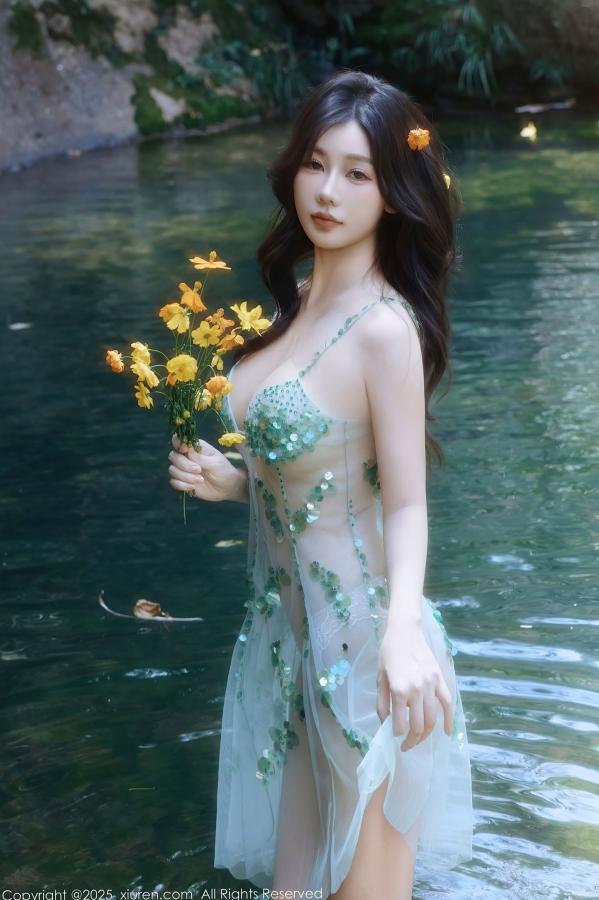 尹甜甜  XiuRen秀人网 NO.10756 尹甜甜 - 户外小溪淡绿透视纱裙仙气性感写真第12张图片