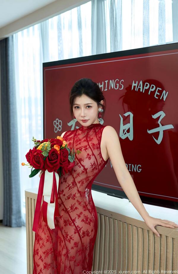 尹甜甜   秀人网XiuRen 10578 尹甜甜：红色透视蕾丝新娘装内衣私房照，喜庆婚房诱惑写真，肤白貌美身材极品，尽显御姐迷人妩媚风情第24张图片