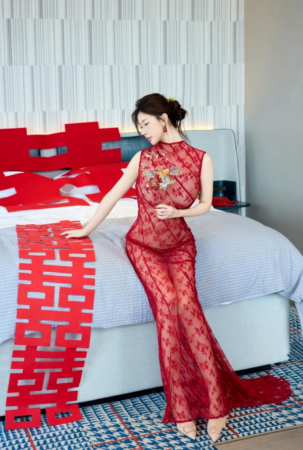 尹甜甜   尹甜甜出嫁：红色透视蕾丝长裙婚房私房写真 [85P]第9张图片