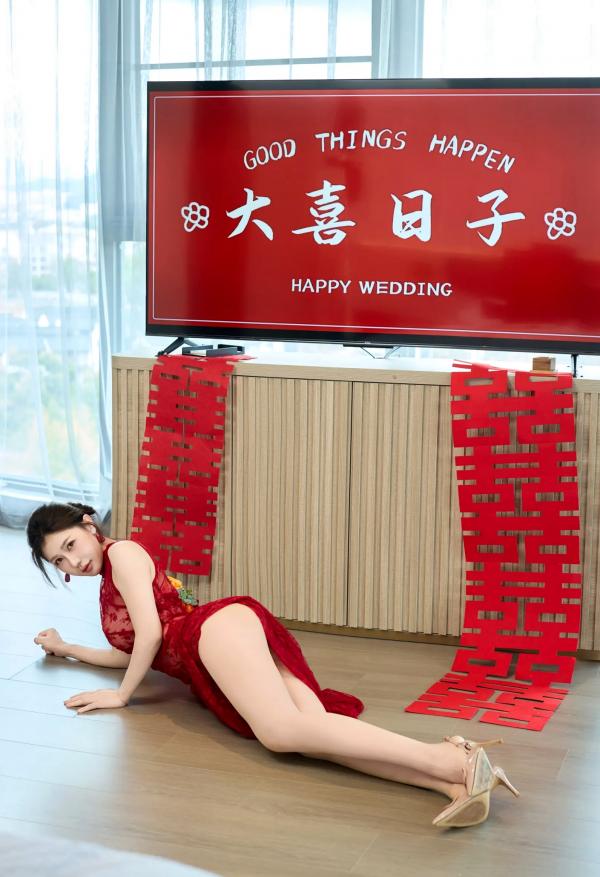 尹甜甜   尹甜甜出嫁：红色透视蕾丝长裙婚房私房写真 [85P]第34张图片