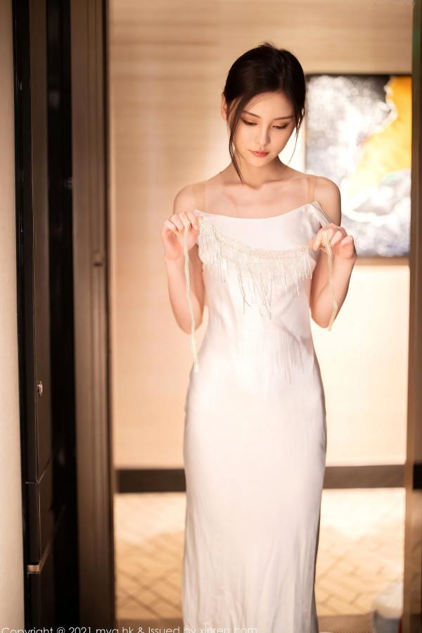 小夕juju   MyGirl美媛馆-552-小夕Juju-纯白新娘礼服诱惑写真，修长美腿演绎极致丝袜视觉盛宴，江浙沪旅拍唯美浪漫风格第12张图片