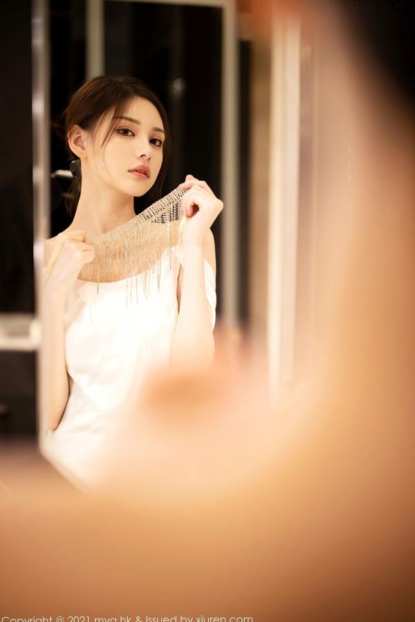 小夕juju   MyGirl美媛馆-552-小夕Juju-纯白新娘礼服诱惑写真，修长美腿演绎极致丝袜视觉盛宴，江浙沪旅拍唯美浪漫风格第25张图片
