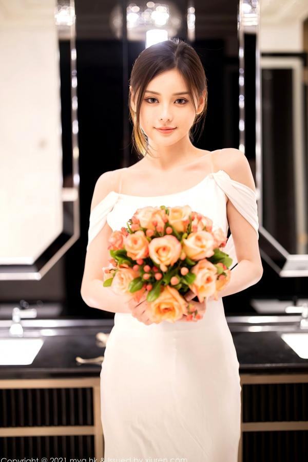 小夕juju   MyGirl美媛馆-552-小夕Juju-纯白新娘礼服诱惑写真，修长美腿演绎极致丝袜视觉盛宴，江浙沪旅拍唯美浪漫风格第52张图片