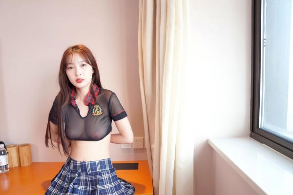林星阑   XR-Uncensored 林星阑绝密私拍系列：16K超清特写，尽显极致诱惑与尺度之美，XiuRen秀人网极品内购，视觉冲击力十足第4张图片