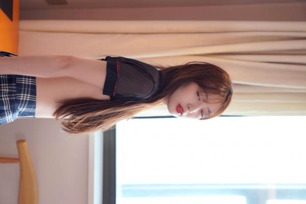 林星阑   XR-Uncensored 林星阑绝密私拍系列，16K超清制服诱惑，校服下的清纯与性感，XiuRen秀人网室内私房写真第127张图片
