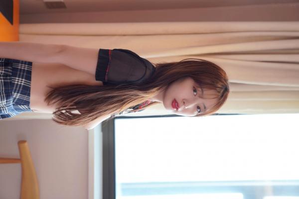 林星阑   XR-Uncensored 林星阑绝密私拍系列，16K超清制服诱惑，校服下的清纯与性感，XiuRen秀人网室内私房写真第128张图片