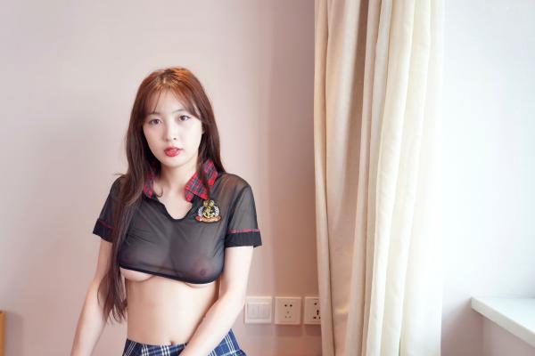 林星阑   XR-Uncensored林星阑校服制服诱惑，16K超清私房大尺度美图，秀人网内购绝密系列第6张图片