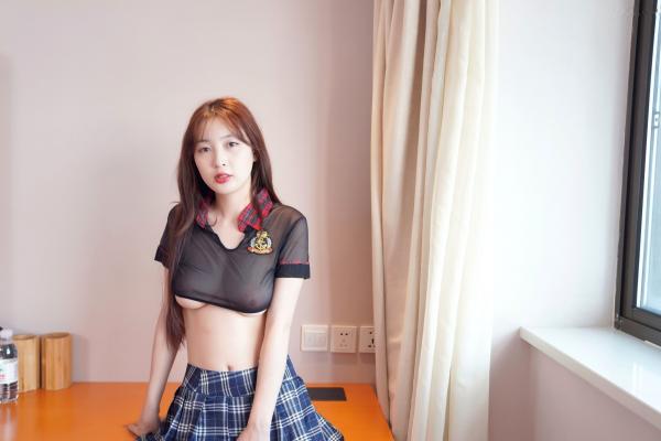 林星阑   XR-Uncensored林星阑校服制服诱惑，16K超清私房大尺度美图，秀人网内购绝密系列第13张图片