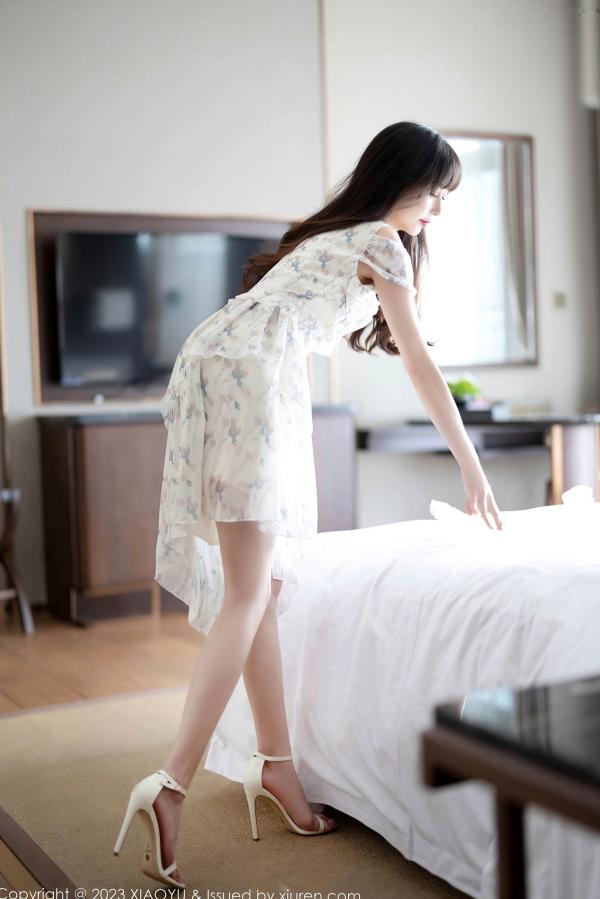 林星阑   XiaoYu语画界-1058-林星阑-贵州旅拍-清新碎花白裙与性感轻透白婚纱-极致纯欲写真第21张图片