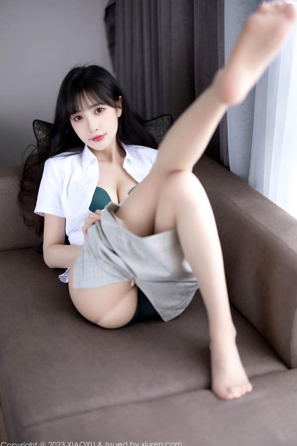 林星阑   XiaoYu语画界-1034-林星阑：浅色职场OL套装搭配绿色内衣，诠释干练与性感双重诱惑，精选高清私房套图第55张图片