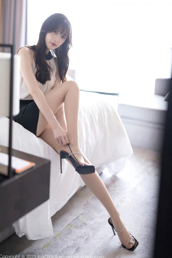 林星阑   XiaoYu语画界-1013-林星阑：极品私房照，粉色薄纱透视与黑白制服演绎，精致五官配上修长美腿，尽显迷人风情第6张图片