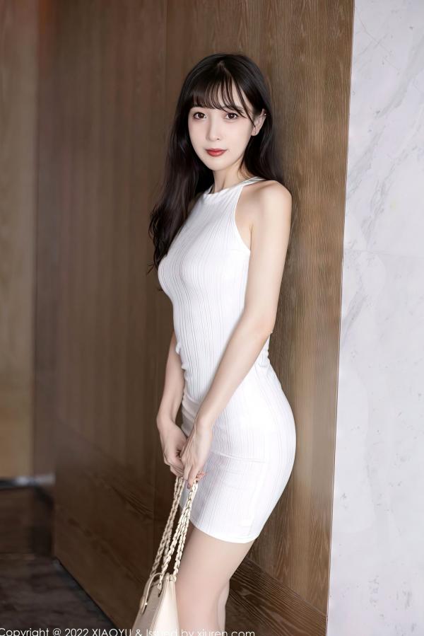 林星阑   XiaoYu语画界-893-林星阑-白色修身居家私房写真，长腿丝袜诱惑，气质女神美腿高跟鞋展示-2022.10.31第16张图片