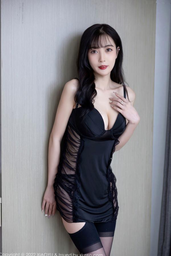林星阑   XiaoYu语画界799期：林星阑黑色蕾丝内衣吊带袜私房大片，极致诱惑，展现绰约身姿与性感魅力第8张图片