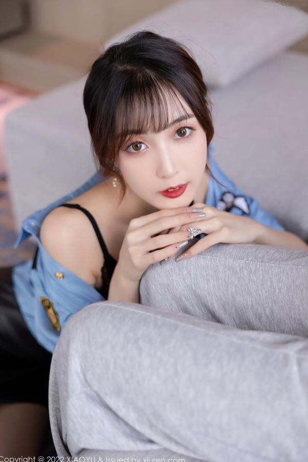 林星阑   XiaoYu语画界-778-林星阑-甜美警花角色扮演，黑色蕾丝内衣与超薄肉丝诱惑，制服私房摄影大尺度写真第3张图片