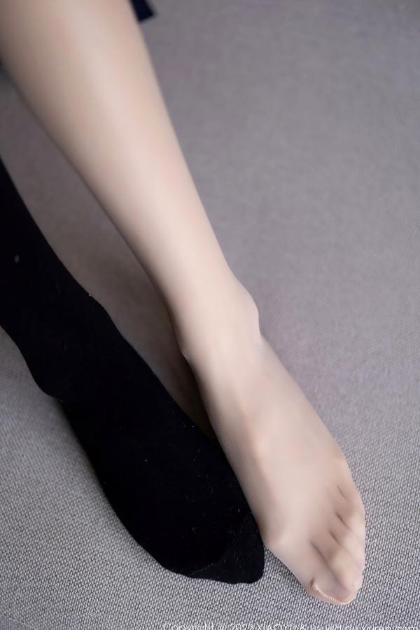 林星阑   XiaoYu语画界-726-林星阑-JK制服黑丝袜蕾丝内衣-2022.03.01第33张图片
